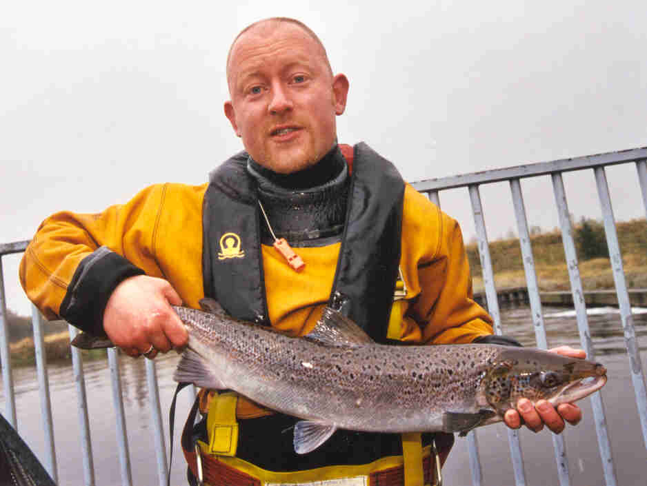 One of the first salmon caught at Woolston Weir, 2001.